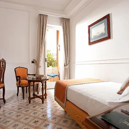 Grand Ambasciatori Otel 5*