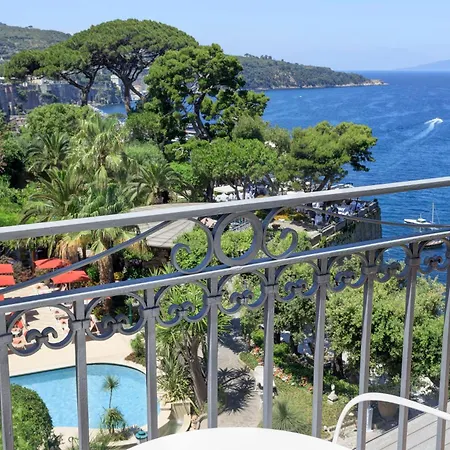 Grand Ambasciatori Hotel 5*